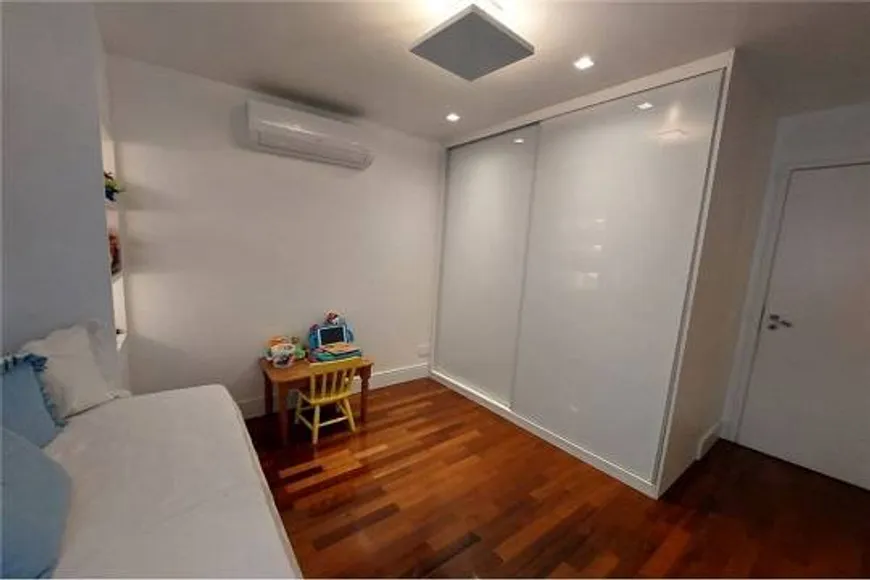 Apartamento 3 quartos Península